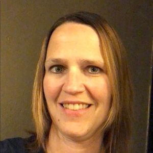 Meet your Posher, Charmaine